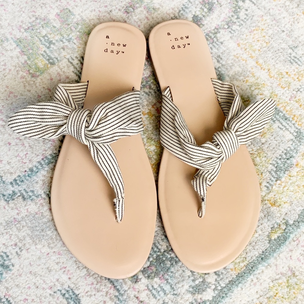 BN Never Worn Sandals